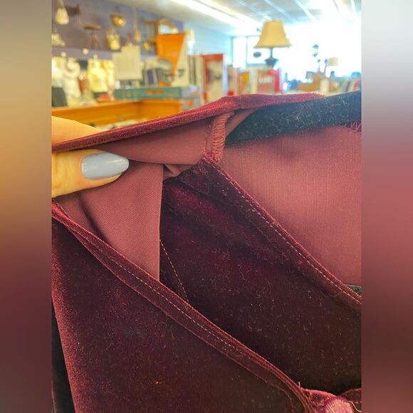 Always Caroline L purple top - Picture 3 of 5